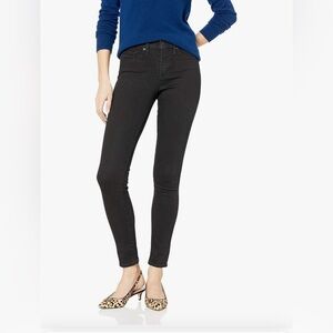 Levi’s Black Skinny Jeans